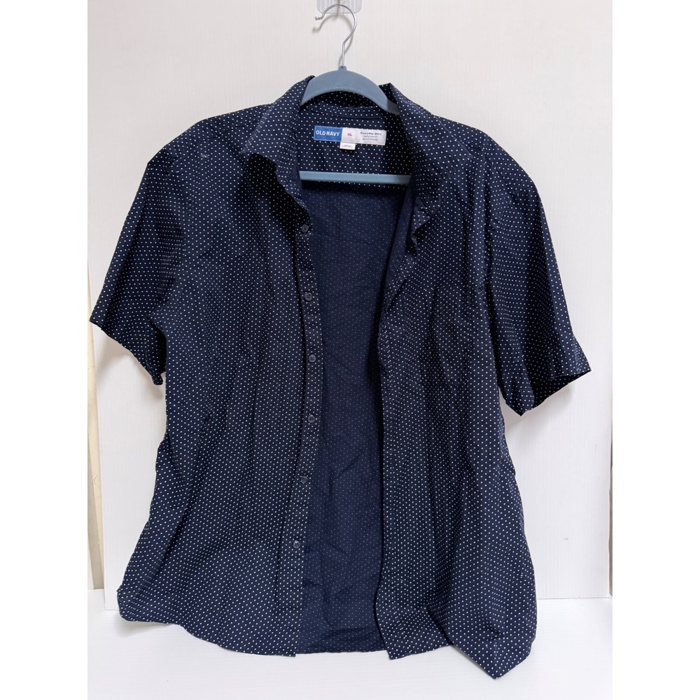 Old Navy Mens XL Everyday Shirt Navy Blue Polka Dot Built-In Flex Button Down